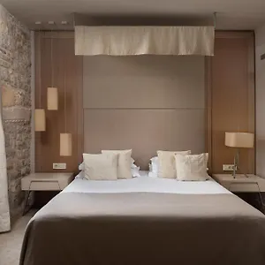 4* Otel Art Kalelarga